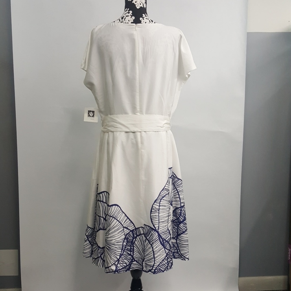Anne Klein Dress - Picture 2 of 6
